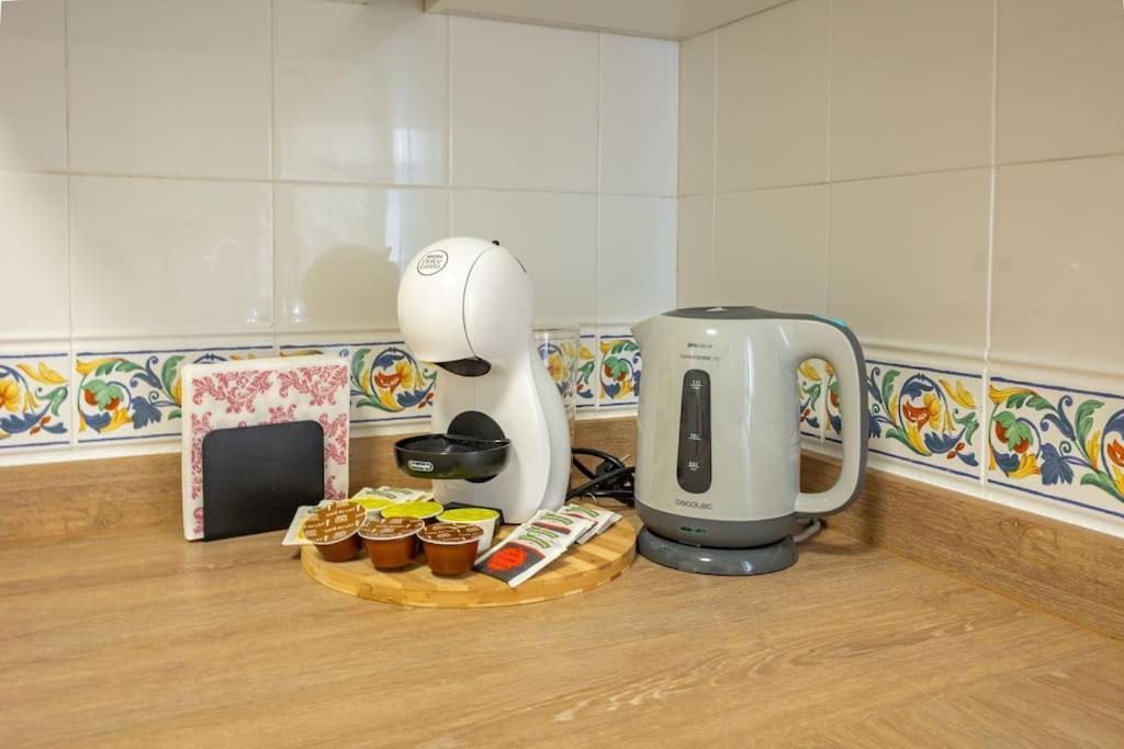 Triana Deluxe By Valcambre Apartment Seville Ngoại thất bức ảnh