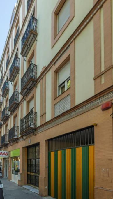 Triana Deluxe By Valcambre Apartment Seville Ngoại thất bức ảnh