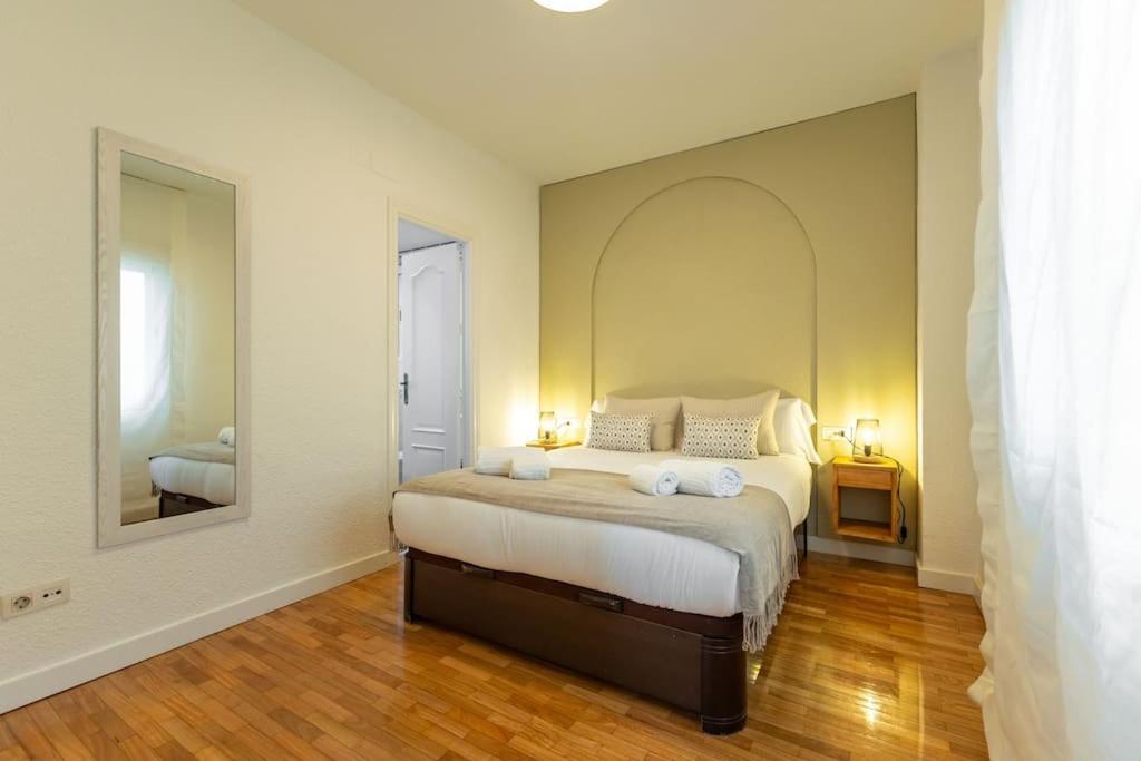 Triana Deluxe By Valcambre Apartment Seville Ngoại thất bức ảnh