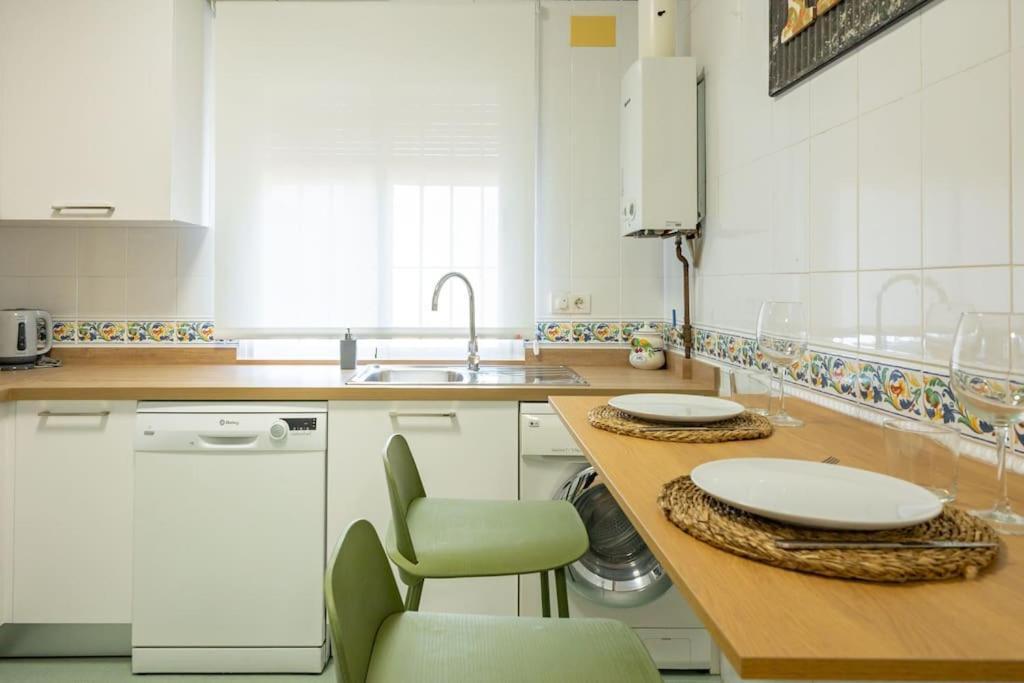Triana Deluxe By Valcambre Apartment Seville Ngoại thất bức ảnh