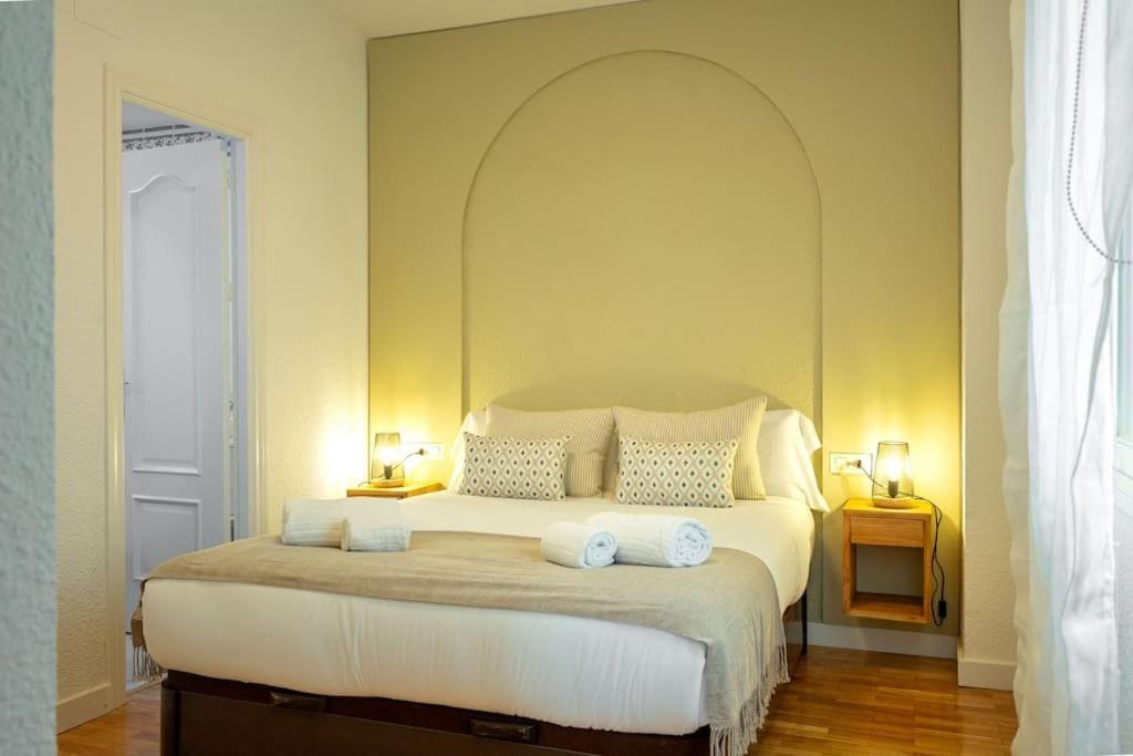 Triana Deluxe By Valcambre Apartment Seville Ngoại thất bức ảnh