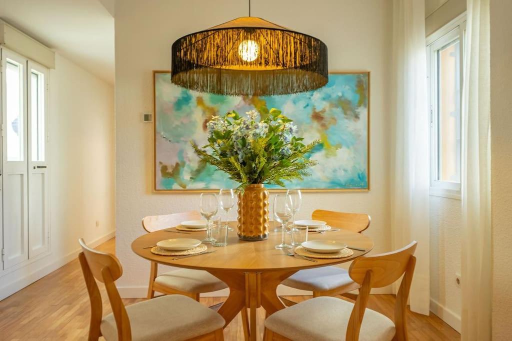 Triana Deluxe By Valcambre Apartment Seville Ngoại thất bức ảnh